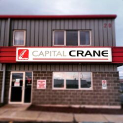 Capital Crane logo